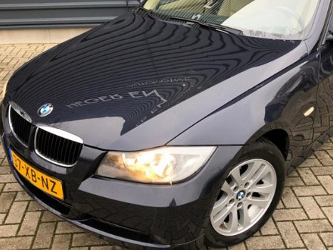 BMW 3-serie - 320 d High Executive | Airco | Cruise | NL-AUTO - 1
