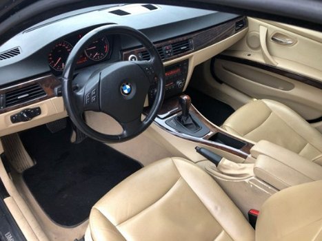 BMW 3-serie - 320 d High Executive | Airco | Cruise | NL-AUTO - 1