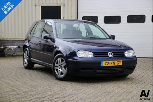 Volkswagen Golf - 1.9 TDI Trendline - 1