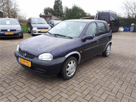 Opel Corsa - 1.2i-16V Onyx 5drs - 1