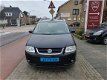 Volkswagen Touran - 2.0 TDI 140pk Highline - 1 - Thumbnail