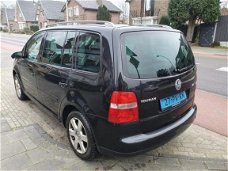 Volkswagen Touran - 2.0 TDI 140pk Highline