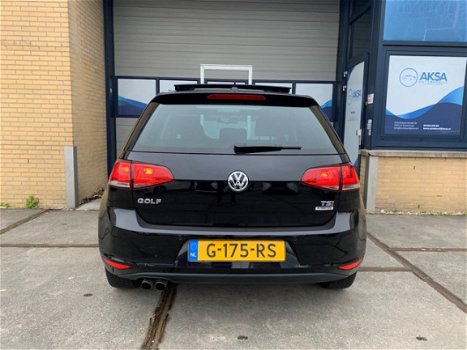 Volkswagen Golf - 1.4 TSI Connected Series Pano-Navi-Stlvw-Cruise Control-Airco-Dealer onderhuden - 1