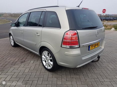 Opel Zafira - 2.2 Cosmo - 1