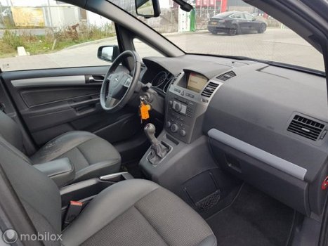 Opel Zafira - 2.2 Cosmo - 1