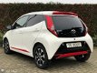 Toyota Aygo - 1.0 VVT-i x-clusiv 5DRS AIRCO CRUISE NWSTAAT 25000KM BJ2018 ACHTERUITRIJ CAMERA 2 KLEU - 1 - Thumbnail