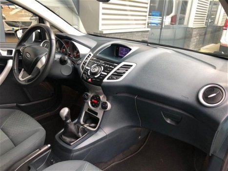 Ford Fiesta - 1.25 Titanium ST-Line 5drs Airco Bluetooth - 1