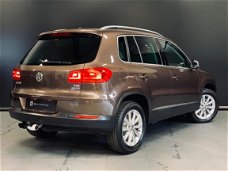 Volkswagen Tiguan - 1.4 TSI Sport&Style Apple Carplay, Navi, Cruise, Trekhaak, Private Glas