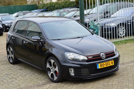 Volkswagen Golf - 2.0 GTI - 1