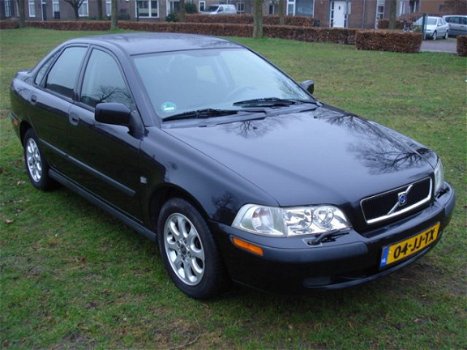 Volvo S40 - 1