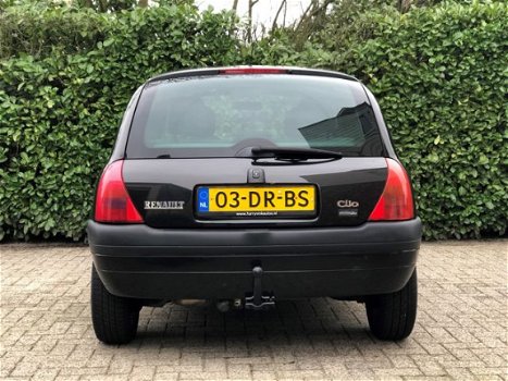 Renault Clio - 1.6 RXE | Automaat | Trekhaak - 1