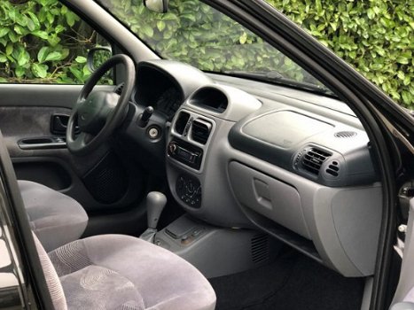 Renault Clio - 1.6 RXE | Automaat | Trekhaak - 1