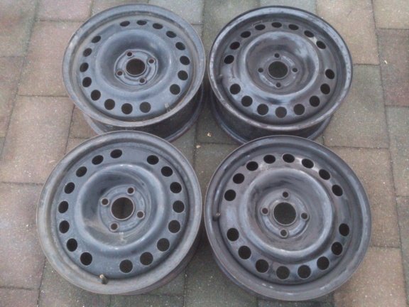 4 Stalen Velgen 15 Inch Opel Corsa C Vectra B Astra G 4x100‏