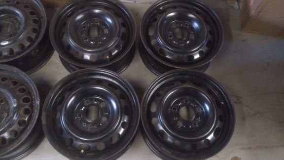 4 Stalen Velgen Mazda 3 Mazda 5 15 Inch 5x114,3 - 3