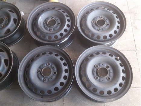 4 Stalen Velgen 14 Inch Mitsubishi Carisma Colt 4x114,3‏ - 3