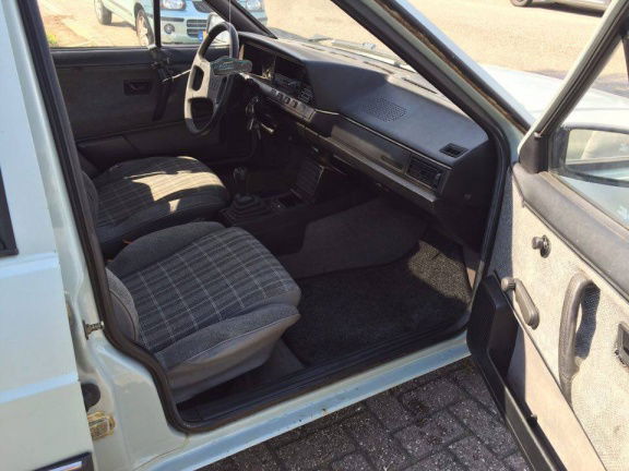 Volkswagen Passat 1.6 TD CL 1986 Grijs - Afbeelding 5