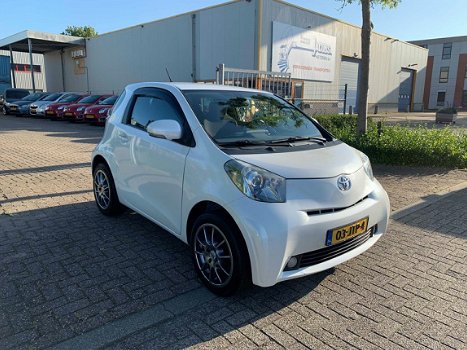 Toyota iQ 1.0 VVTi Aspiration,AIRCO,Nap,Apk,€4775.- - 2