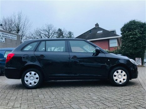 Skoda Fabia Combi - 1.2-12V Go *5 DRS*AIRCO*STUURBEKR.*ELLEK.PAKKET.*BOEKJES*zeer leuke auto - 1