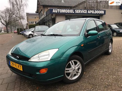 Ford Focus - 1.6-16V Trend *5DRS*STUURBEKR.*TREKHAAK*ELLEK.RAMEN*C.V*LM.VELG*ZEER NETTE AUTO*BOEKJES - 1