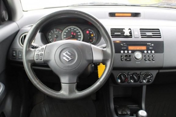 Suzuki Swift - 1.3 92pk Shogun airco/lm velgen 5-drs - Afbeelding 5