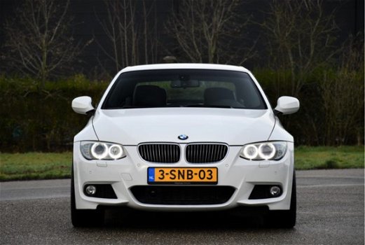 BMW 3-serie Cabrio - 325d M-Sportpakket H&K-Sound Navi-Prof Zetels Leder 19-Inch-Breedset Bi-Xenon-L - 1