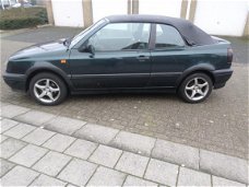 Volkswagen Golf Cabriolet - 2.0 Avantgarde