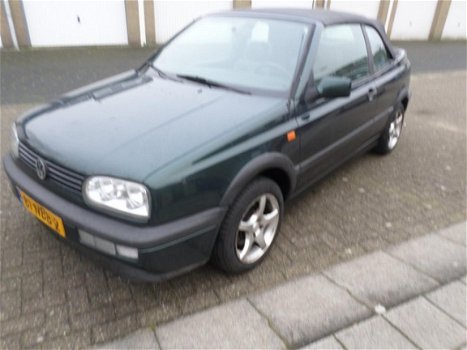 Volkswagen Golf Cabriolet - 2.0 Avantgarde - 1