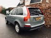 Volvo XC90 - D5 185pk Awd Geartronic Grijs kenteken Nw model 232dkm - 1 - Thumbnail