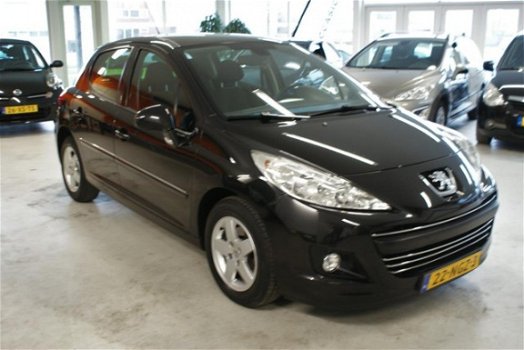 Peugeot 207 - 1.4 VTi XS 5drs bj 2010 95 PK airco pano dak NAP - 1