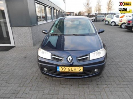 Renault Mégane - 1.6-16V Business Line - 1