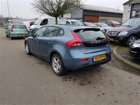 Volvo V40 - 1.6 D2 Kinetic 84kw 6-Bak LED Navi Bj:2012 NAP - 1