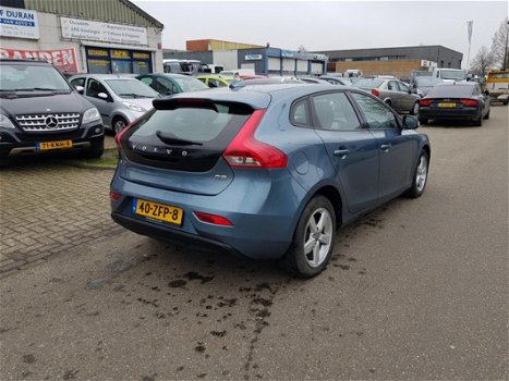 Volvo V40 - 1.6 D2 Kinetic 84kw 6-Bak LED Navi Bj:2012 NAP - 1