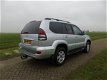 Toyota Land Cruiser - 3.0 D-4D Executive HR Window Van - 1 - Thumbnail