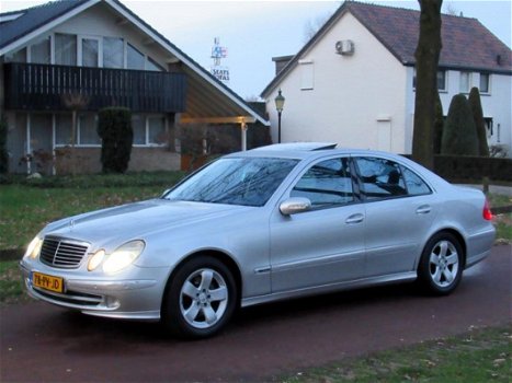 Mercedes-Benz E-klasse - E320 CDI Automaat Avantgarde Youngtimer - 1