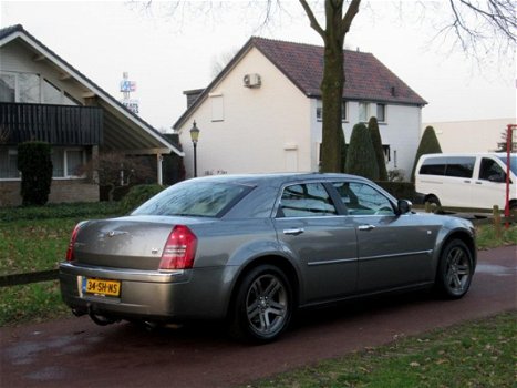 Chrysler 300C - 300C Aut/Navi/Leder/Xenon/Orig NL/NAP - 1