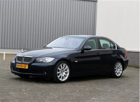 BMW 3-serie - 325i Dynamic Executive Radar HK Keyless Aktivlenkung - 1