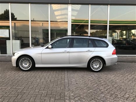 BMW 3-serie Touring - 318i Executive lm17 - 1