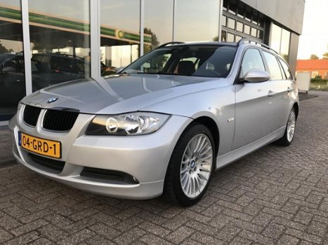 BMW 3-serie Touring - 318i Executive lm17 - 1