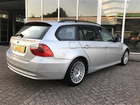 BMW 3-serie Touring - 318i Executive lm17 - 1