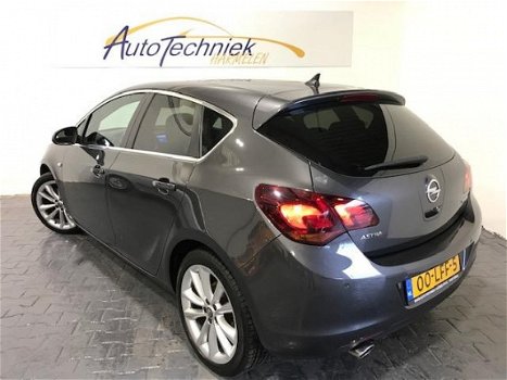 Opel Astra - 1.4 Turbo Cosmo Navi Leder PDC. *NL-Auto - 1