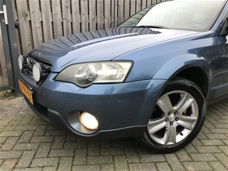 Subaru Outback - 2.5i 165 PK 4X4 Clima, Elektisch Pakket, Trekhaak, Netjes - 1