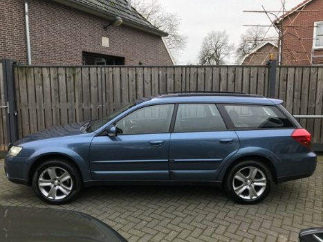 Subaru Outback - 2.5i 165 PK 4X4 Clima, Elektisch Pakket, Trekhaak, Netjes - 1