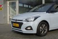 Hyundai i20 - 1.2 5-DEURS SPECIAL AIRCO ' LANE ASSIST ' AUX / USB ' - 1 - Thumbnail