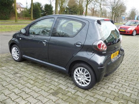 Toyota Aygo - 1.0-12V Comfort 32.000 KM NIEUWSTAAT 5DRS AIRCO - 1