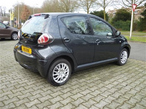 Toyota Aygo - 1.0-12V Comfort 32.000 KM NIEUWSTAAT 5DRS AIRCO - 1