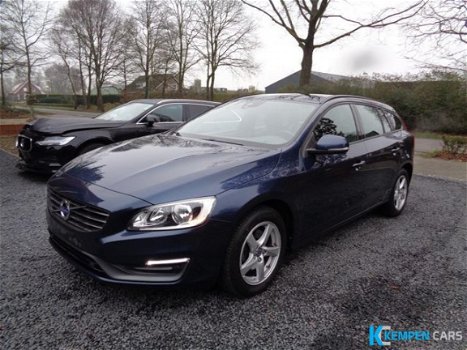 Volvo V60 - D2 Powershift Kinetic Leder Navi Stoelve - 1