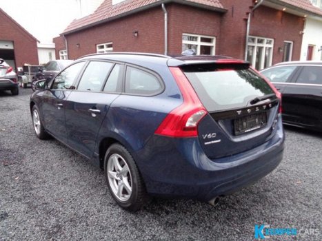 Volvo V60 - D2 Powershift Kinetic Leder Navi Stoelve - 1