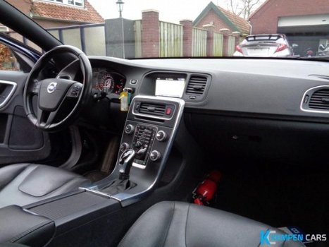 Volvo V60 - D2 Powershift Kinetic Leder Navi Stoelve - 1