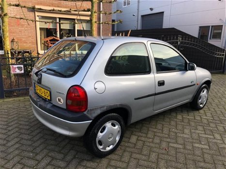 Opel Corsa - 1.4i Strada automaat stuurbekrachtiging - 1