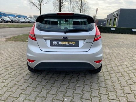 Ford Fiesta - 1.25 Ghia //2E EIGENAAR//AIRCO//STOELVERWARMING//SPRAAK BEDIENNING//STUURWIEL BEDIENIN - 1